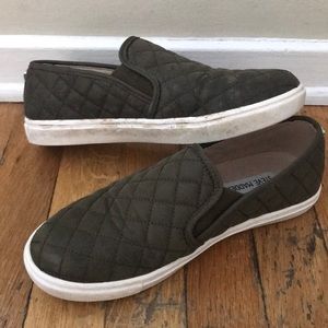 STEVE MADDEN “Ecentrcq Green”